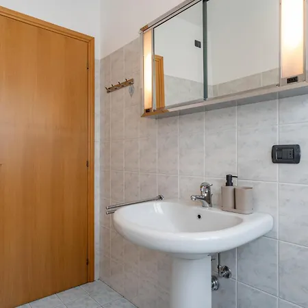 Panorama Apartment *