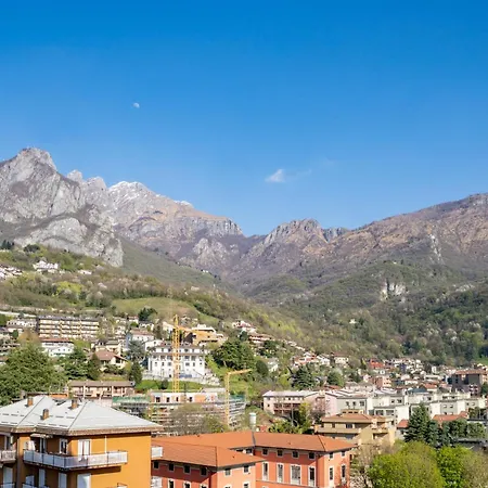 Apartment Panorama *