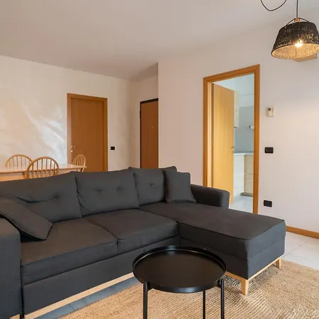 Panorama Apartment Lecco