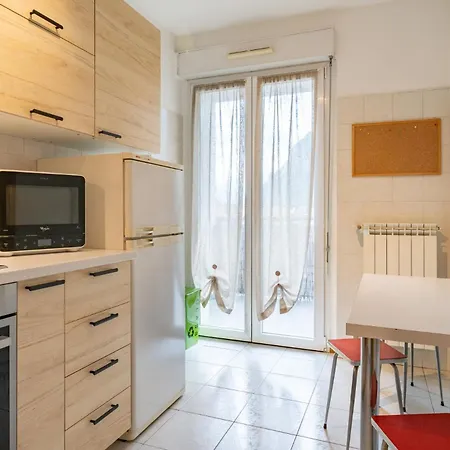 Panorama Apartment *